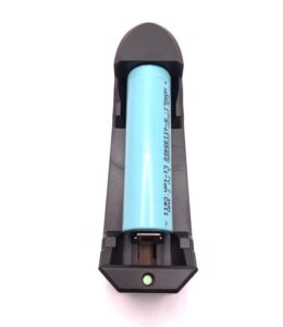 Universal-Battery-Charger-Li-ion-3.7V-18650163401450017670CR123A-Charger-1