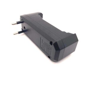 Universal-Battery-Charger-Li-ion-3.7V-18650163401450017670CR123A-Charger-1